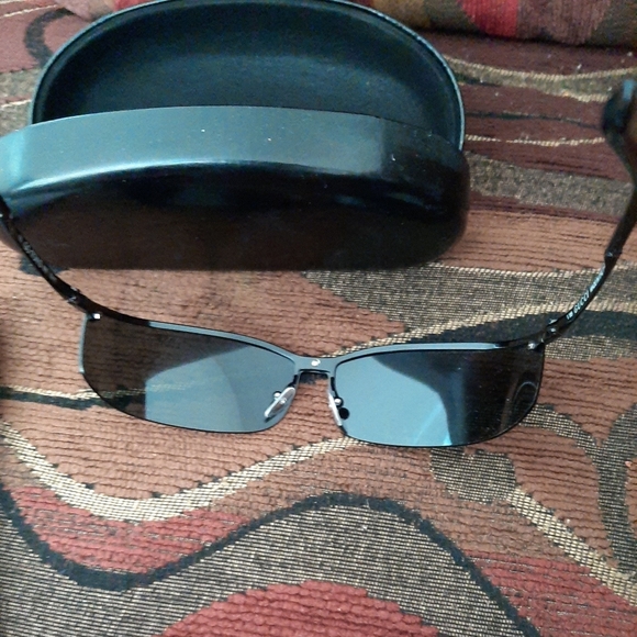 GUCCI Sunglasses visor aviator wrap - Picture 6 of 10
